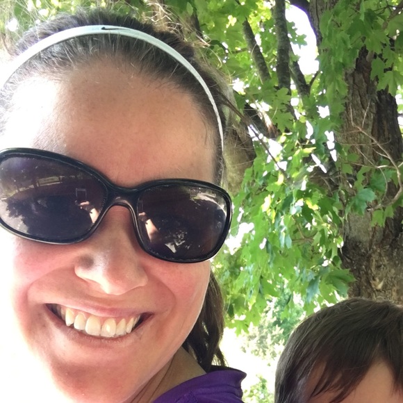 Meet your Posher, Katie - Picture 1 of 1